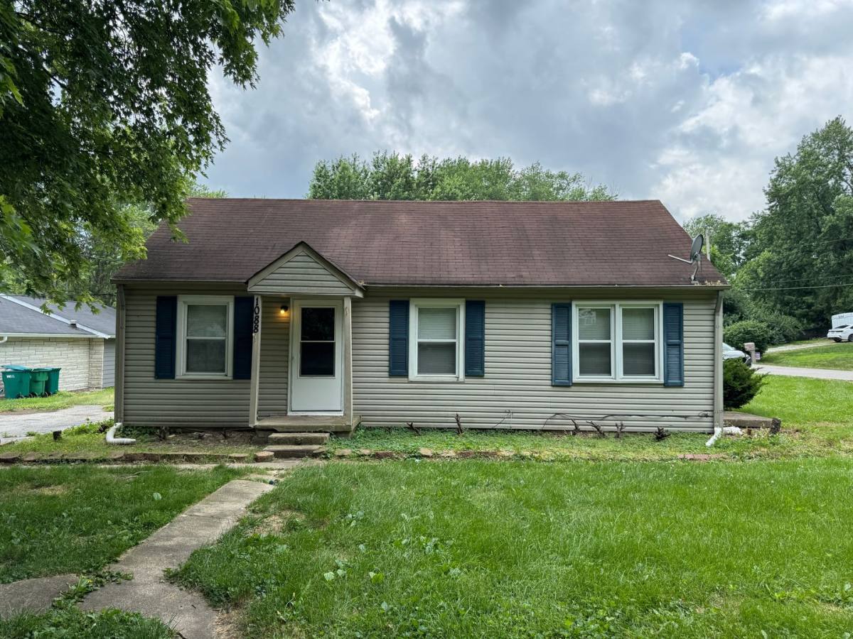 House for rent at 1088 S Morgantown Rd, Greenwood, IN 46143