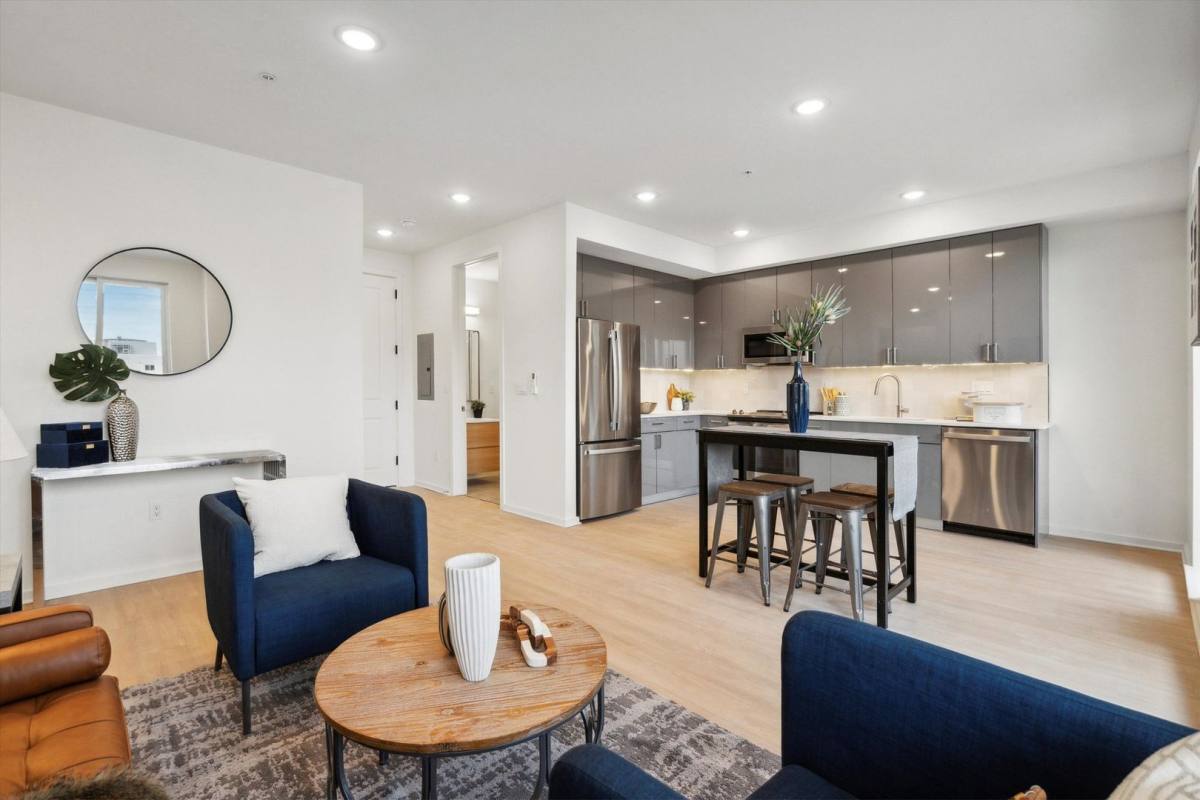Apartment for rent at 225 N 12th St, Philadelphia, PA 19107