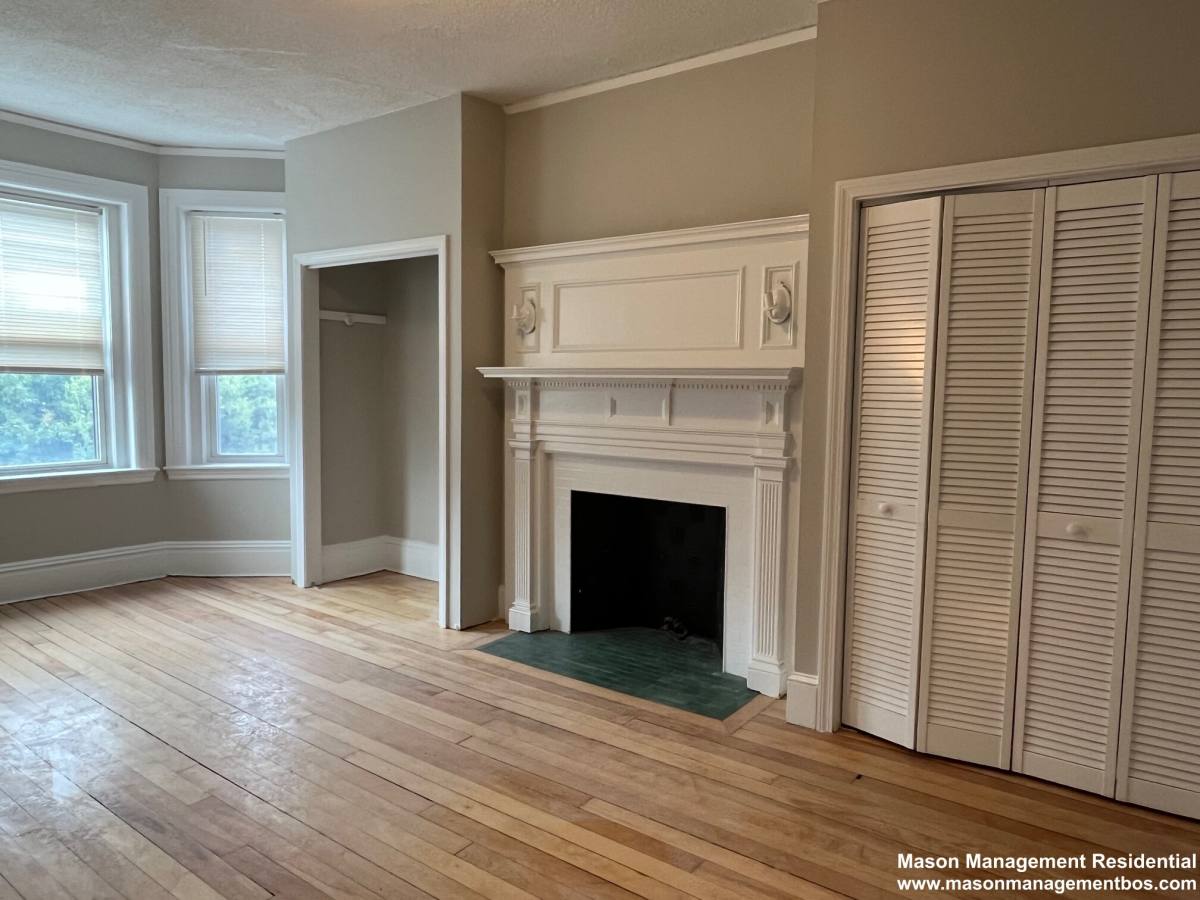 Apartment for rent at 10 Glenville Ave #3, Allston, MA 02134
