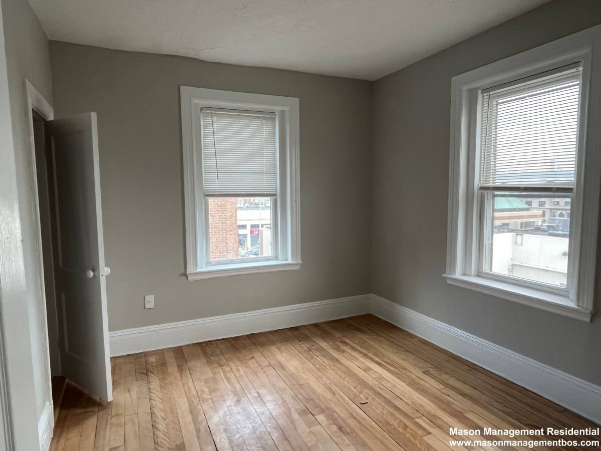 Apartment for rent at 10 Glenville Ave #3, Allston, MA 02134