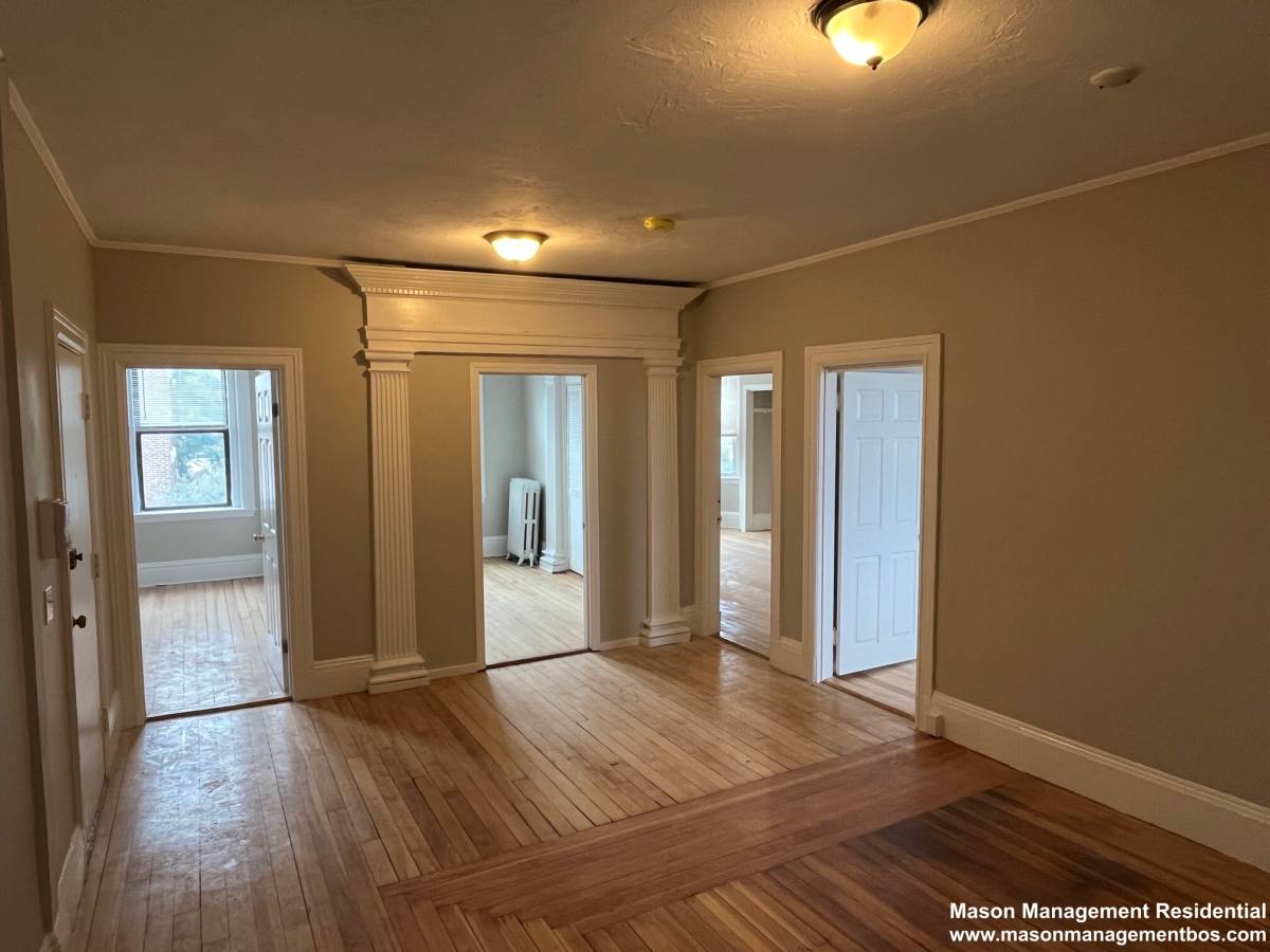 Apartment for rent at 10 Glenville Ave #3, Allston, MA 02134