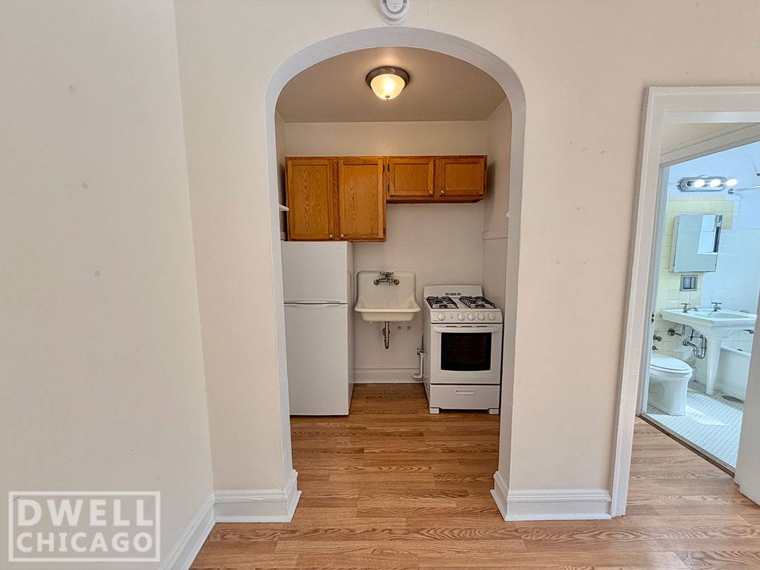 House for rent at 2536 N Sawyer Ave #306, Chicago, IL 60647