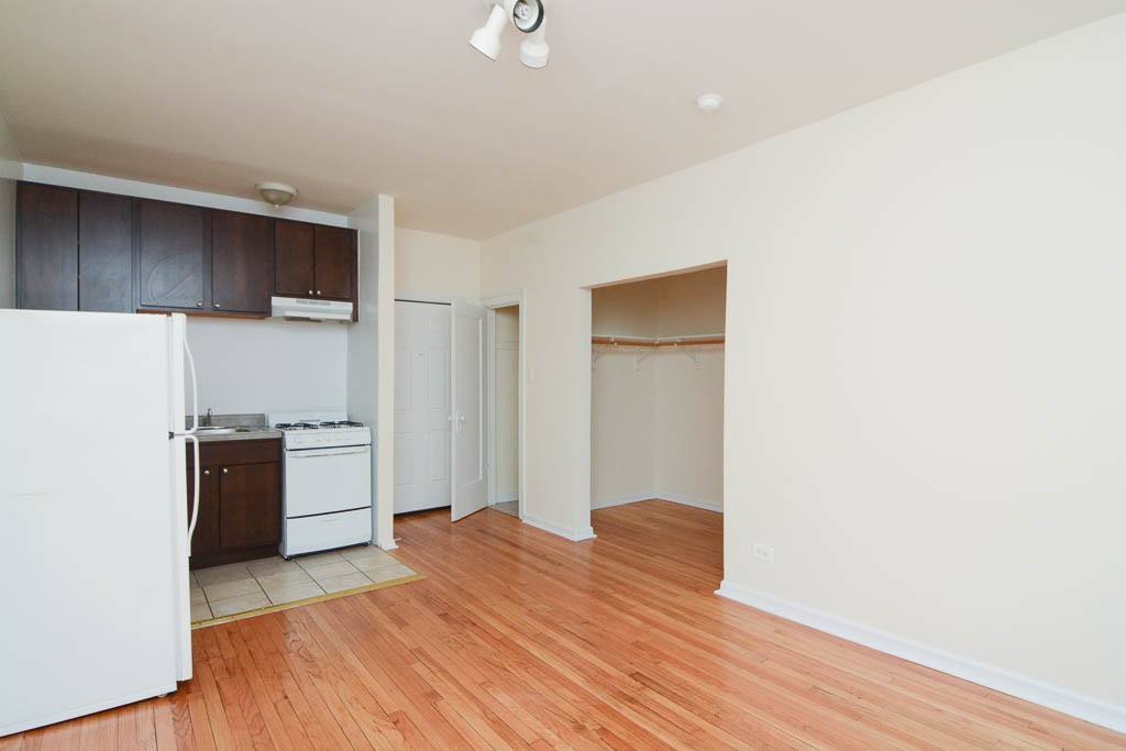 Apartment for rent at 2737 Spaulding #D712, Chicago, IL 60647