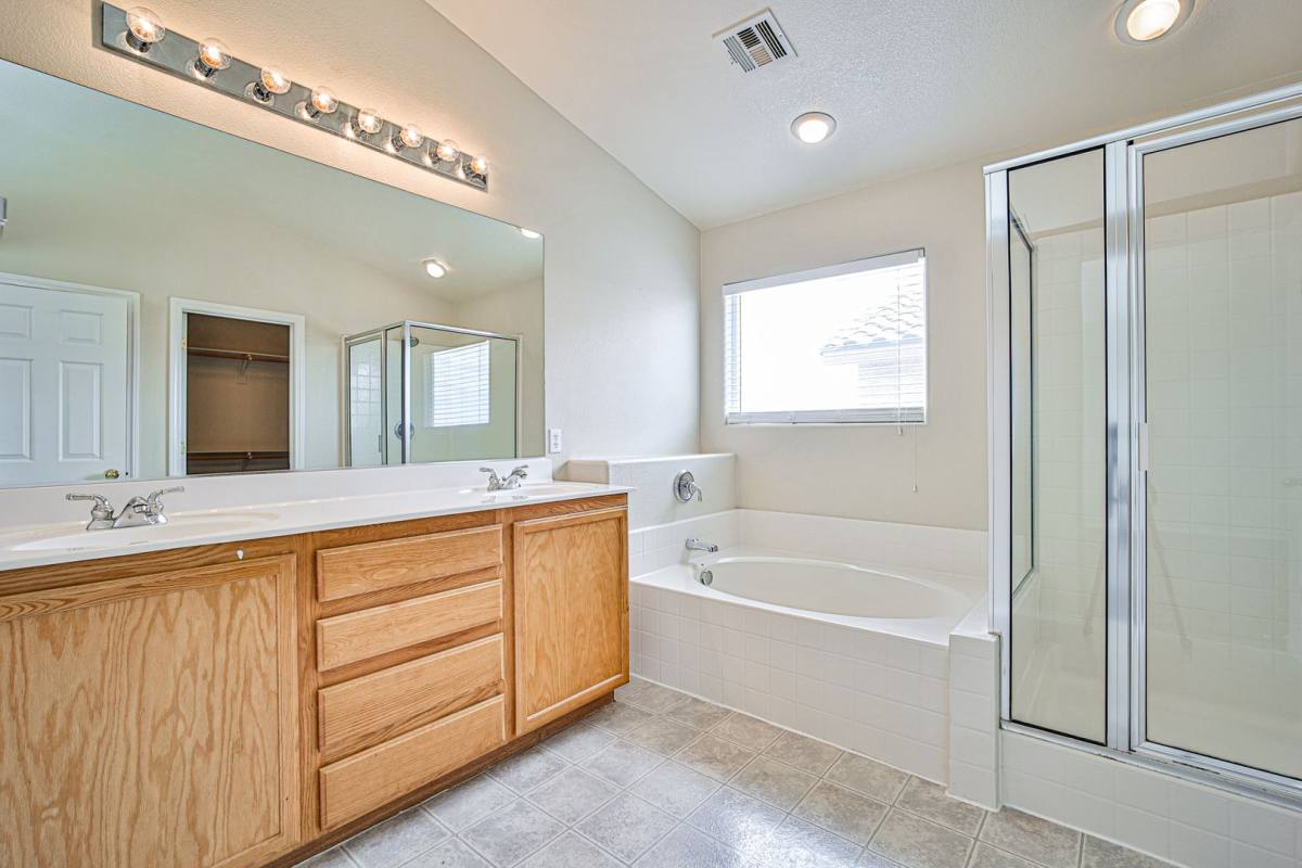 House for rent at 8104 Caspian Moon Dr, Las Vegas, NV 89166
