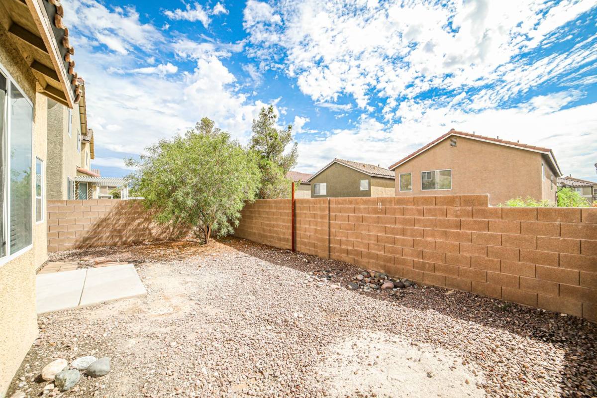 House for rent at 8104 Caspian Moon Dr, Las Vegas, NV 89166
