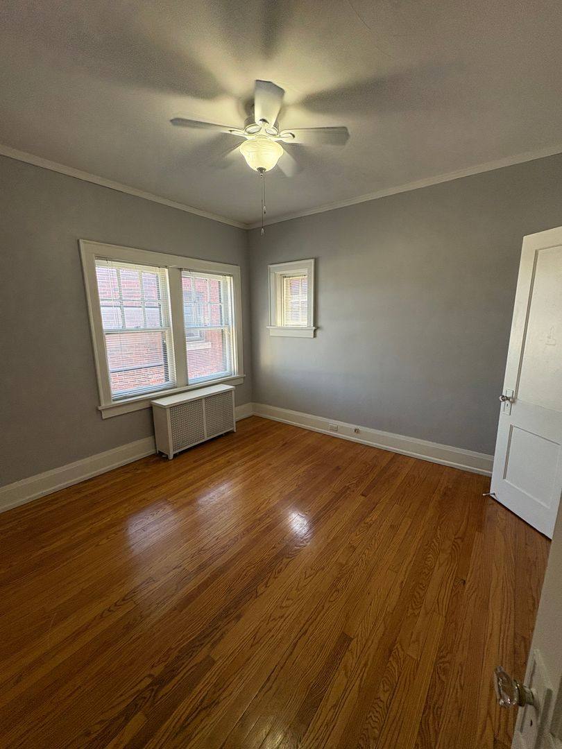 Apartment for rent at 307 S 39th St, Omaha, NE 68131
