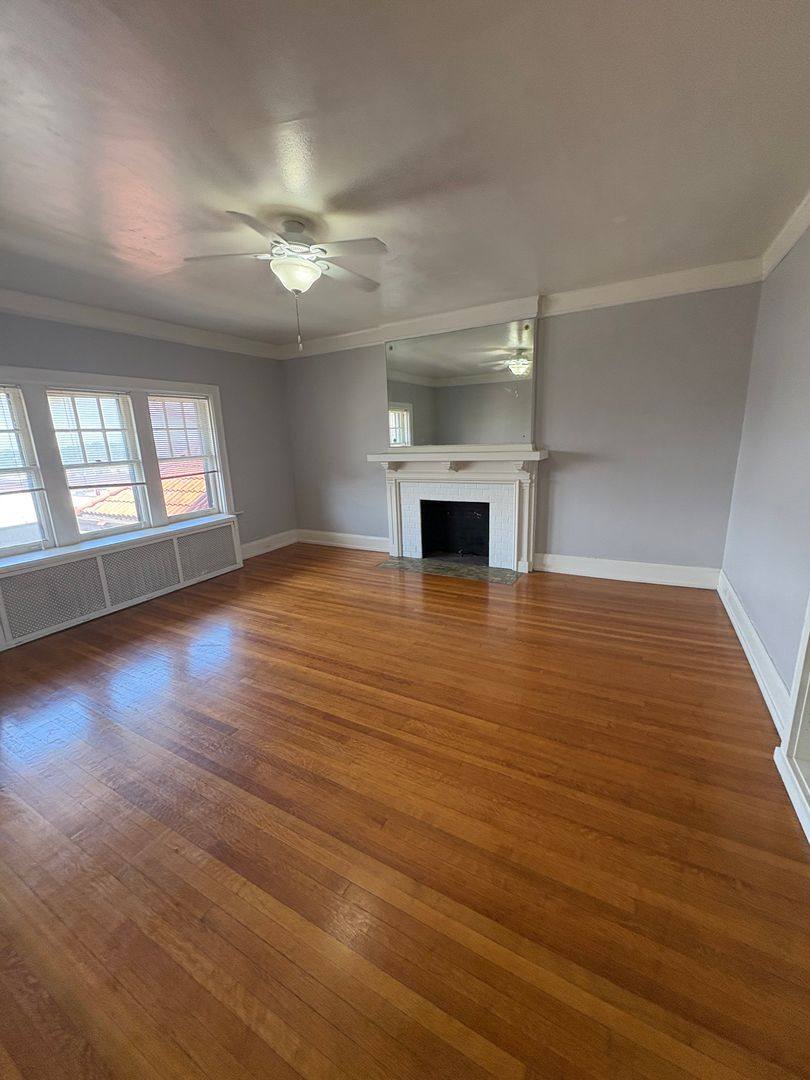 307 S 39th St, Omaha, NE 68131 - Apartment for Rent