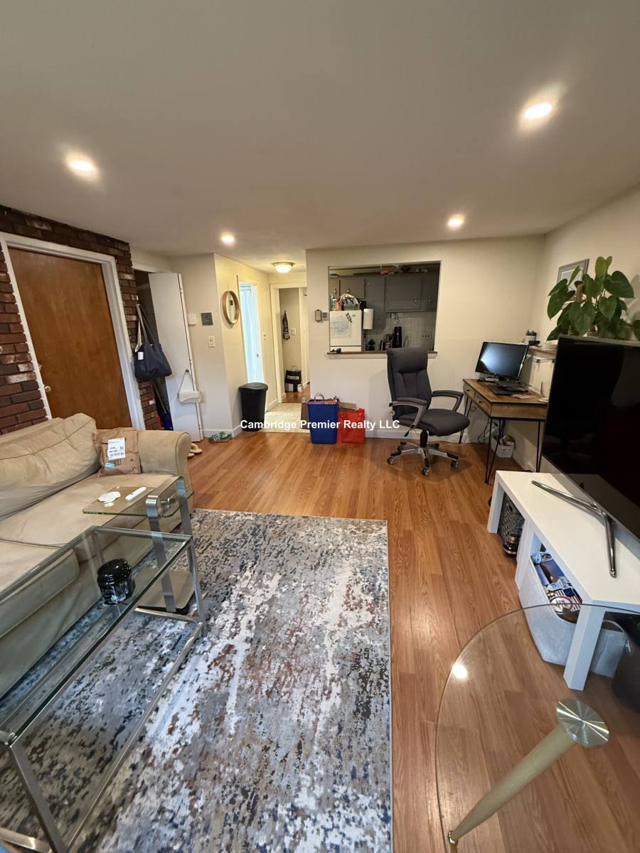 Apartment for rent at 102 Alpine St #2, Somerville, MA 02144