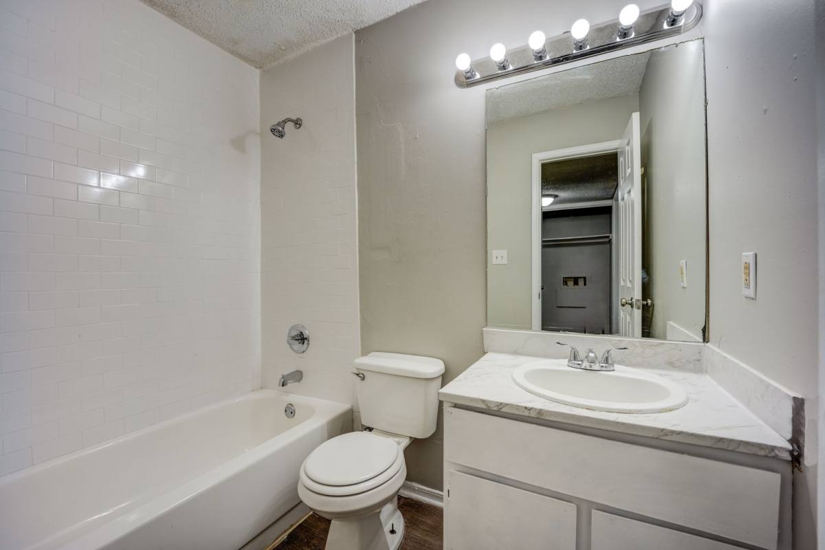 Apartment for rent at 2022 Phoenix Ave, Fort Smith, AR 72901