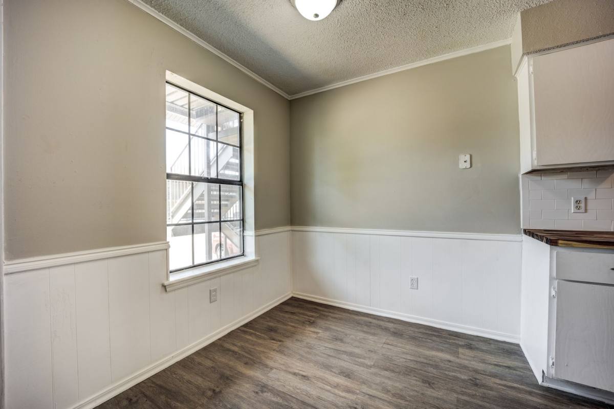 Apartment for rent at 2022 Phoenix Ave, Fort Smith, AR 72901