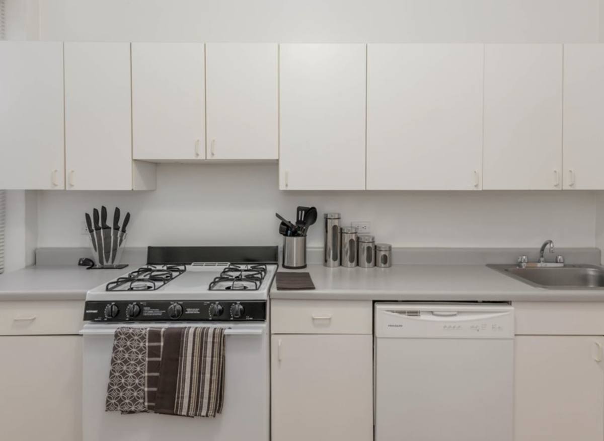 Apartment for rent at 4874 N Ashland Ave #48801W, Chicago, IL 60640