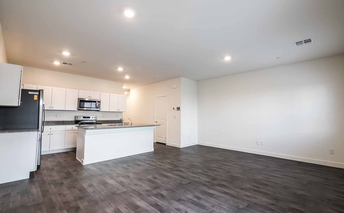 Townhouse for rent at 12749 Epperly St, Henderson, NV 89044