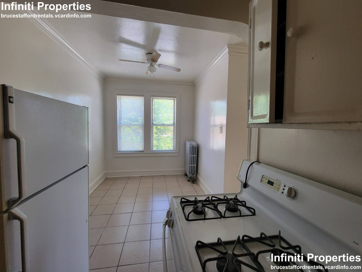 Apartment for rent at 9000 S Aberdeen #B, Chicago, IL 60620
