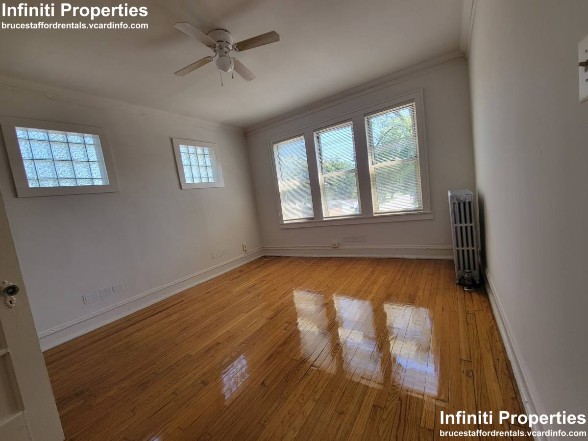 Apartment for rent at 9000 S Aberdeen #B, Chicago, IL 60620