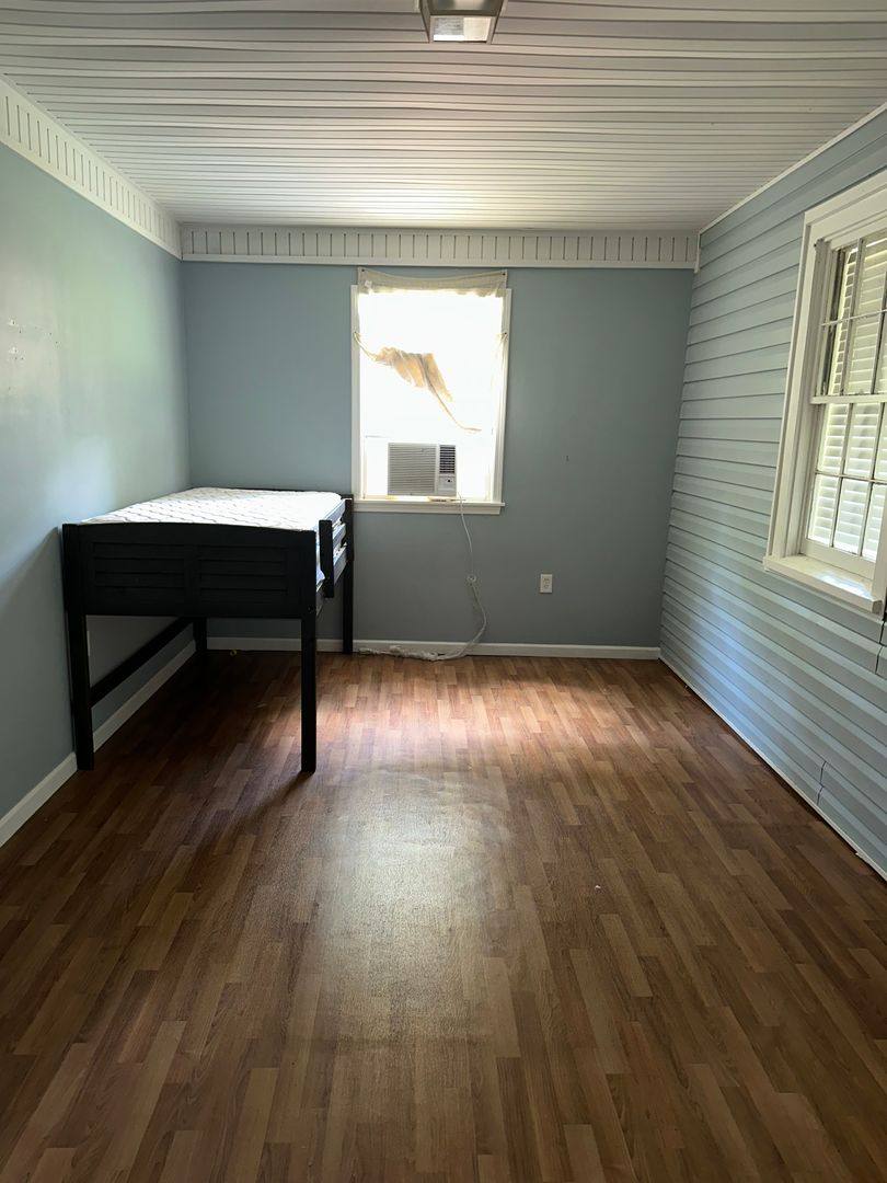 House for rent at 2719 Old Country Club Rd, Pearl, MS 39208