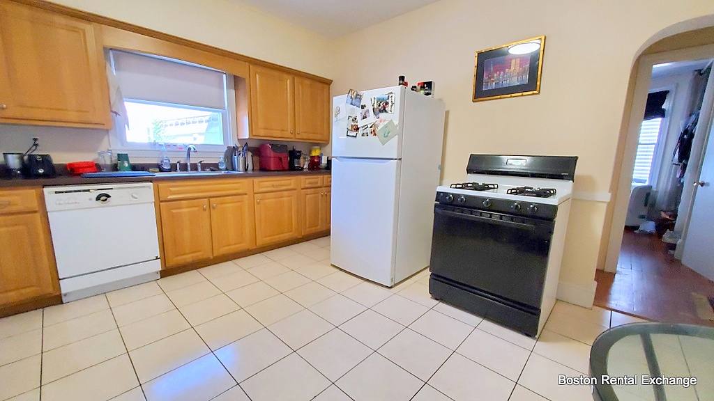 Apartment for rent at 757 Somerville Ave #1, Somerville, MA 02143