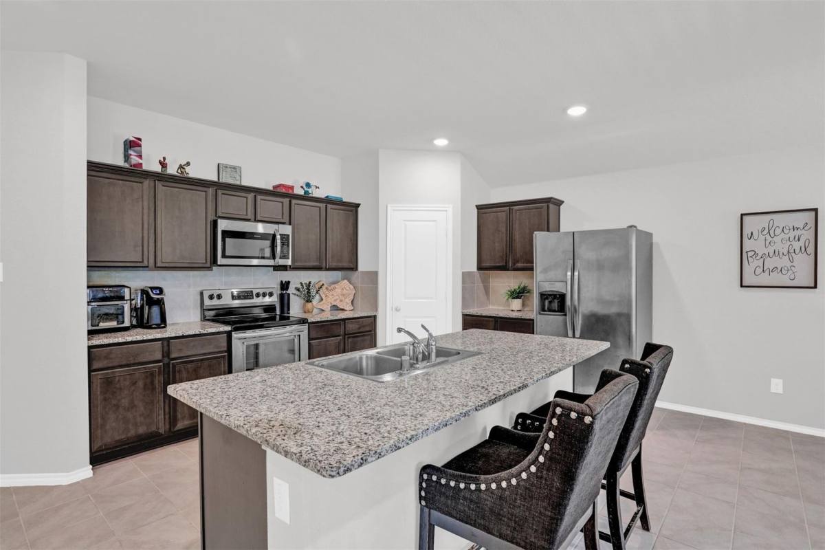 House for rent at 1111 Meadow Side Dr, Princeton, TX 75407