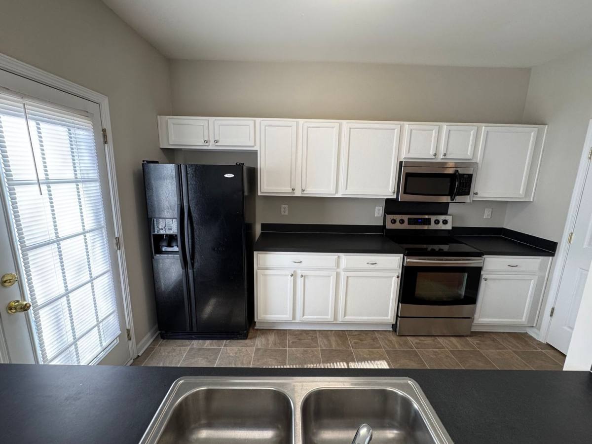 Townhouse for rent at 2152 Whispering Way, Charlotte, NC 28212