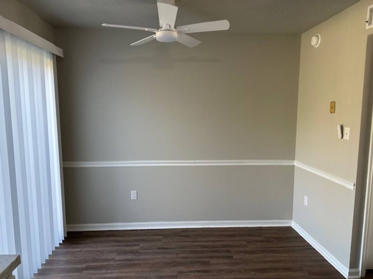 House for rent at 1100 Pineland Ave, Hinesville, GA 31313