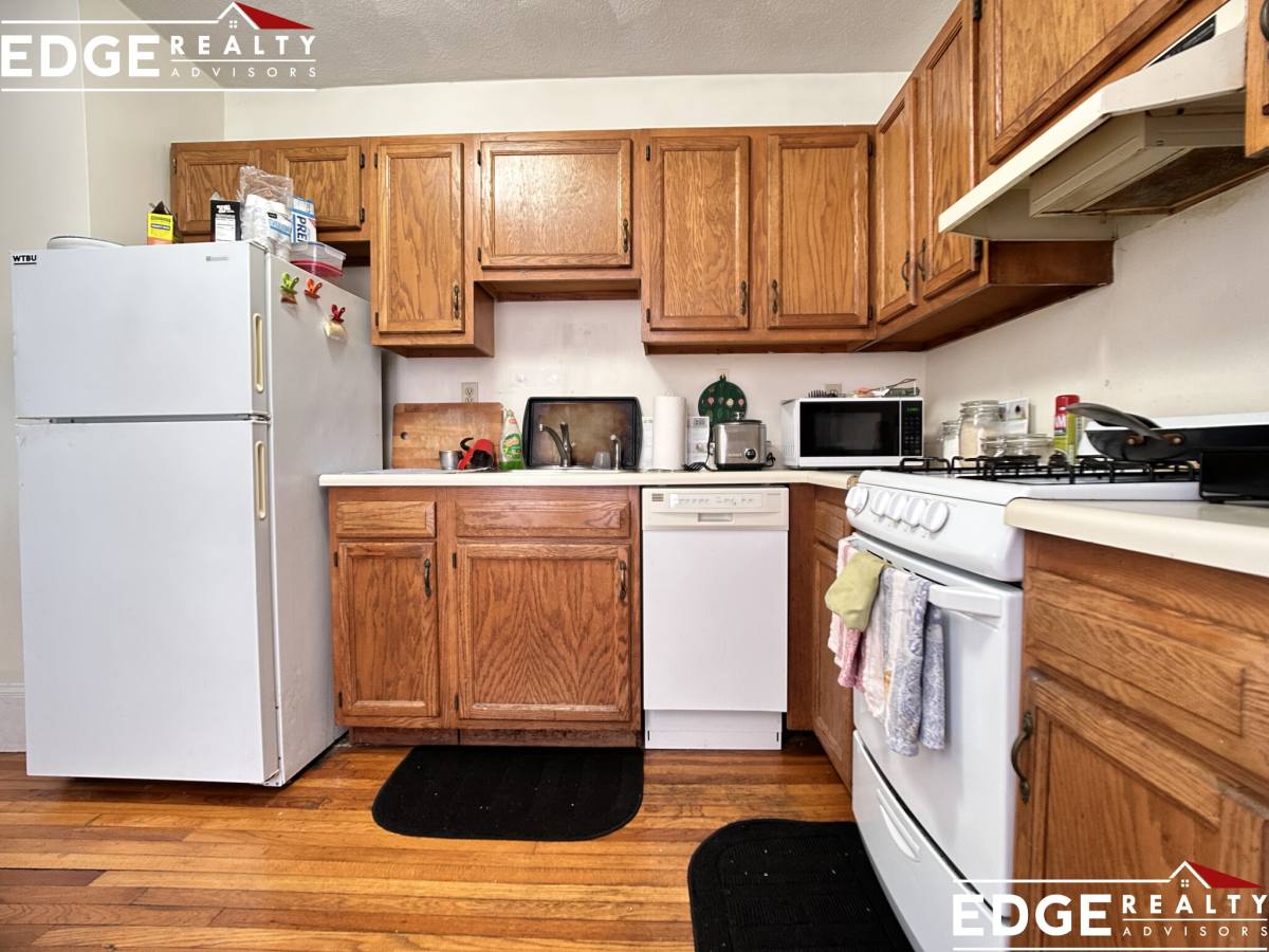 Apartment for rent at 34 Foster St, Brighton, MA 02135