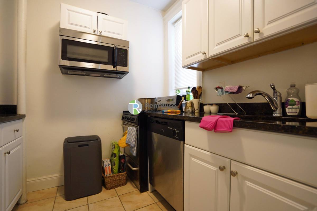 Apartment for rent at 78 Brainerd Rd #12, Allston, MA 02134