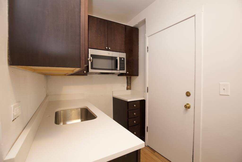 Apartment for rent at 3300 Schubert #B4, Chicago, IL 60647