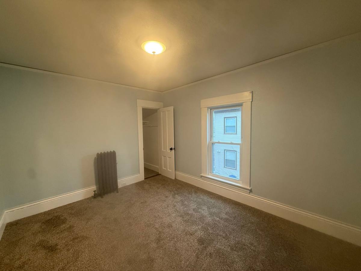 Apartment for rent at 597 Beech St, Manchester, NH 03104