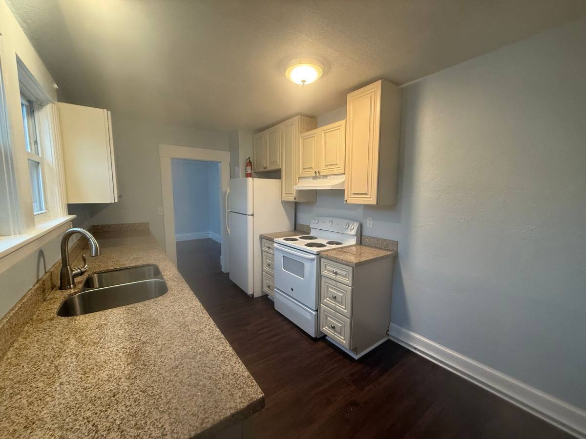 Apartment for rent at 597 Beech St, Manchester, NH 03104