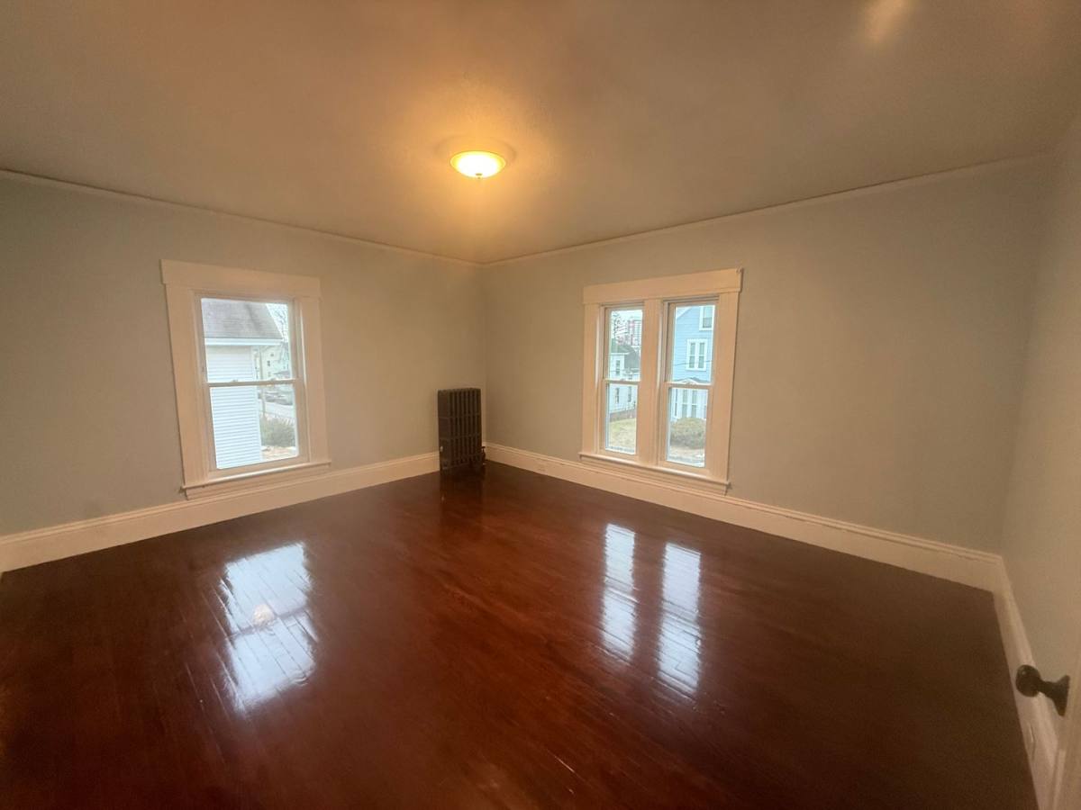 Apartment for rent at 597 Beech St, Manchester, NH 03104
