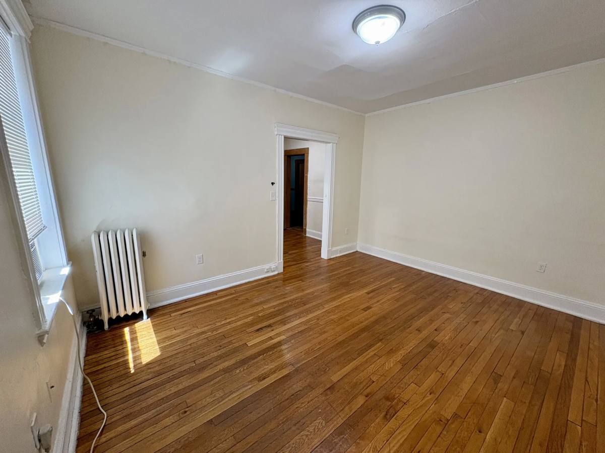 Apartment for rent at 364 Riverway St #18, Boston, MA 02115