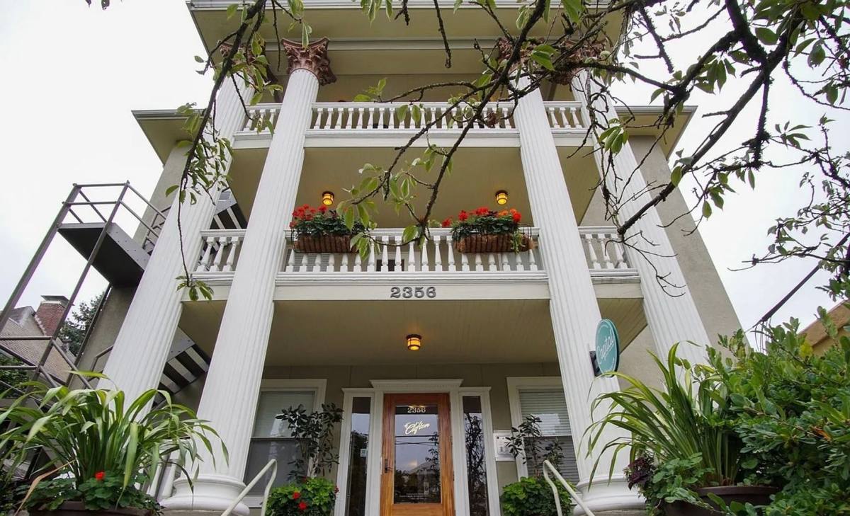 Apartment for rent at 2356 NW Irving St, Portland, OR 97210