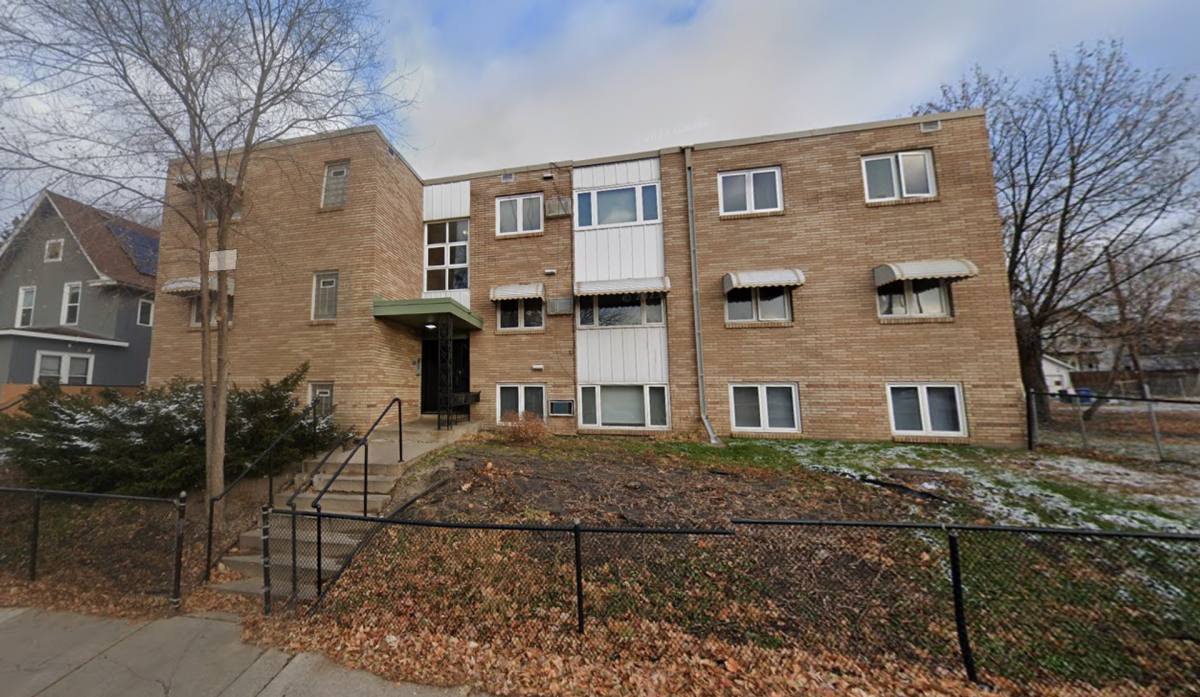 Apartment for rent at 3230 Penn Ave N, Minneapolis, MN 55412