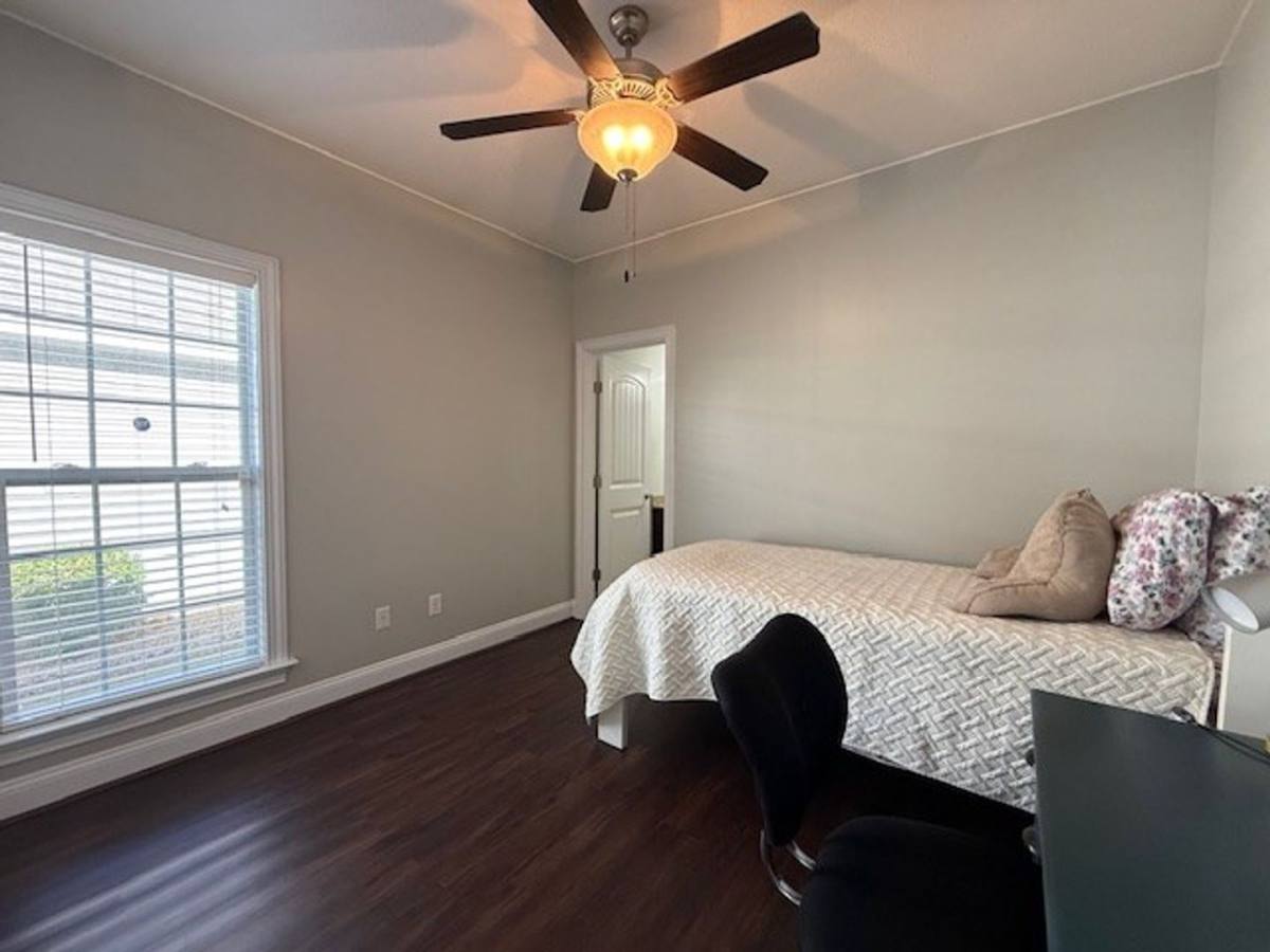 House for rent at 5026 Greyfield Place N, Valdosta, GA 31605