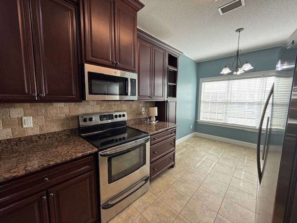 House for rent at 5026 Greyfield Place N, Valdosta, GA 31605