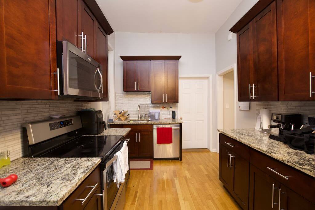 Apartment for rent at 1250 Greenview #8Q, Chicago, IL 60642