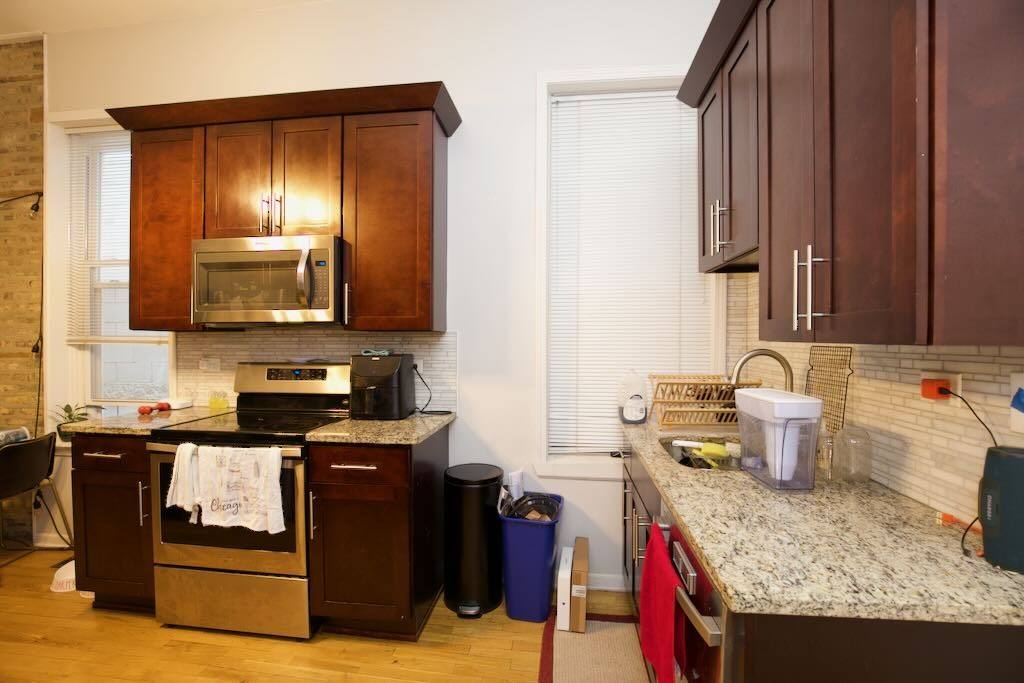 Apartment for rent at 1250 Greenview #8Q, Chicago, IL 60642