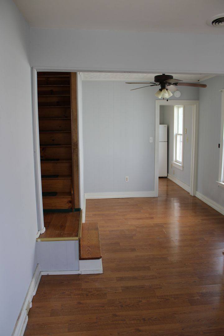 Apartment for rent at 109 Lumber St, Littlestown, PA 17340