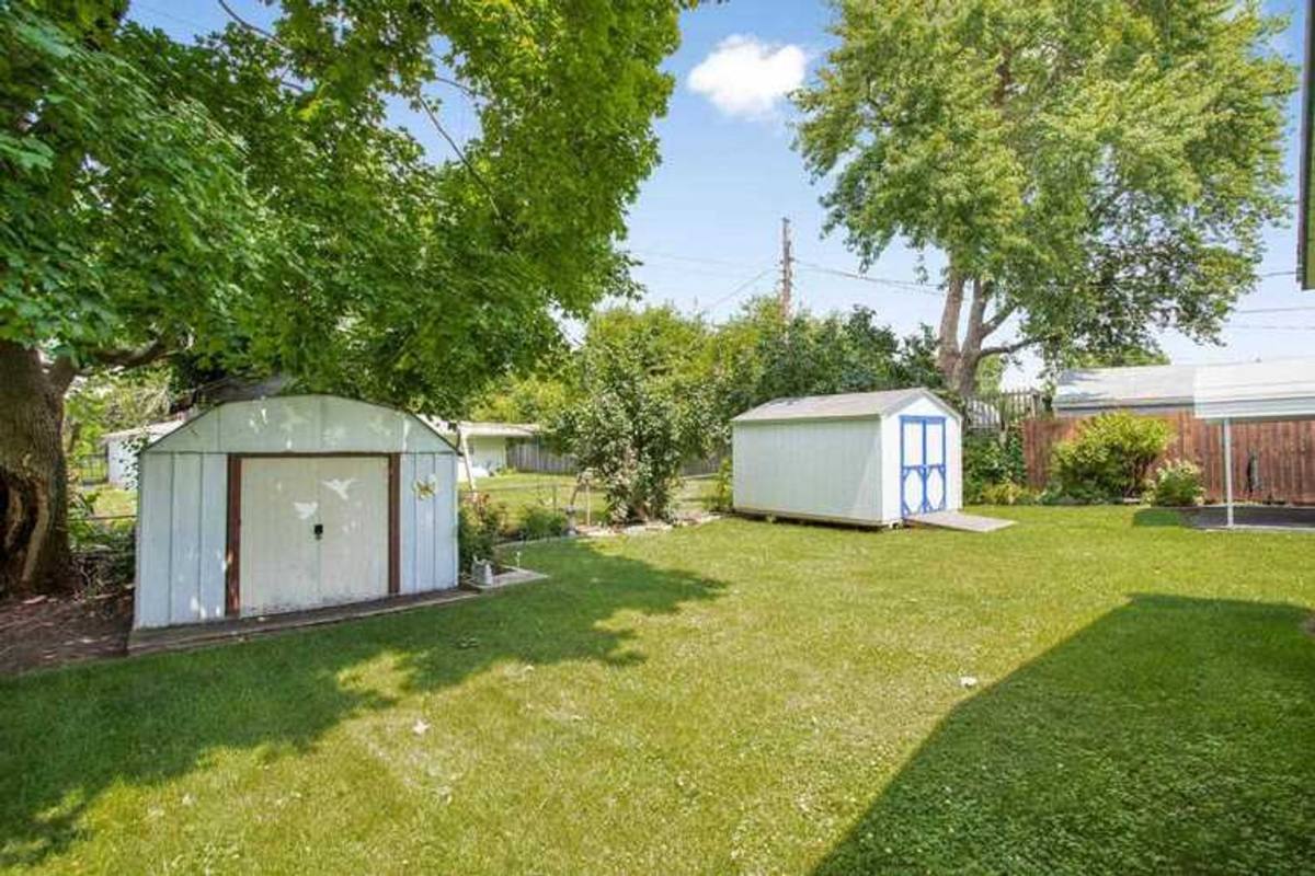 House for rent at 5308 Algonquin Trail, Kokomo, IN 46902