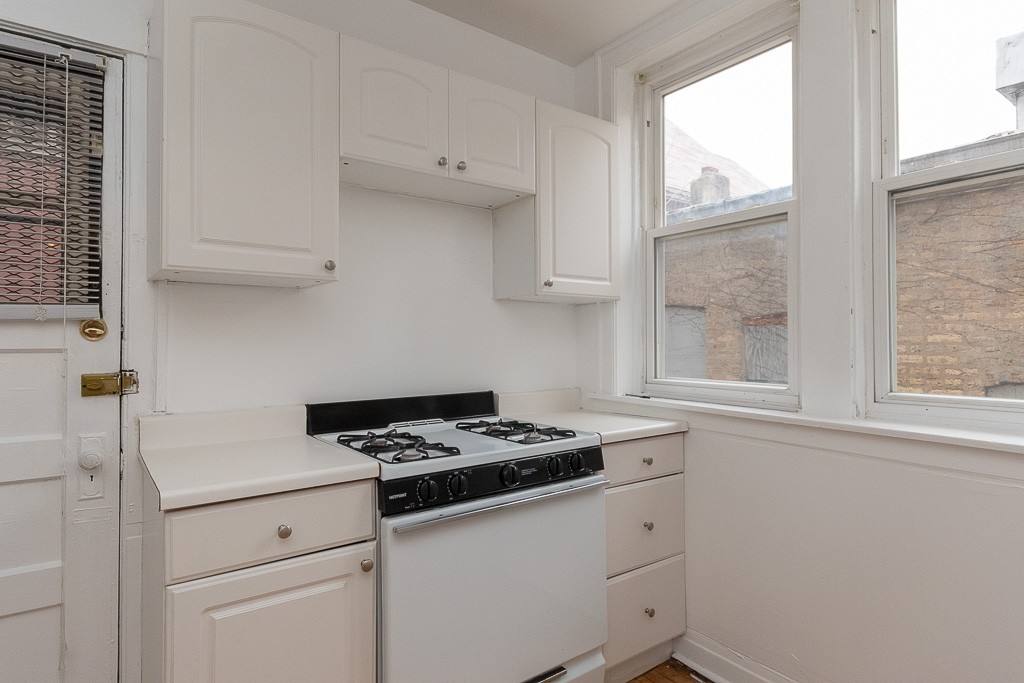 Apartment for rent at 4407 Kenneth #AW8, Chicago, IL 60630