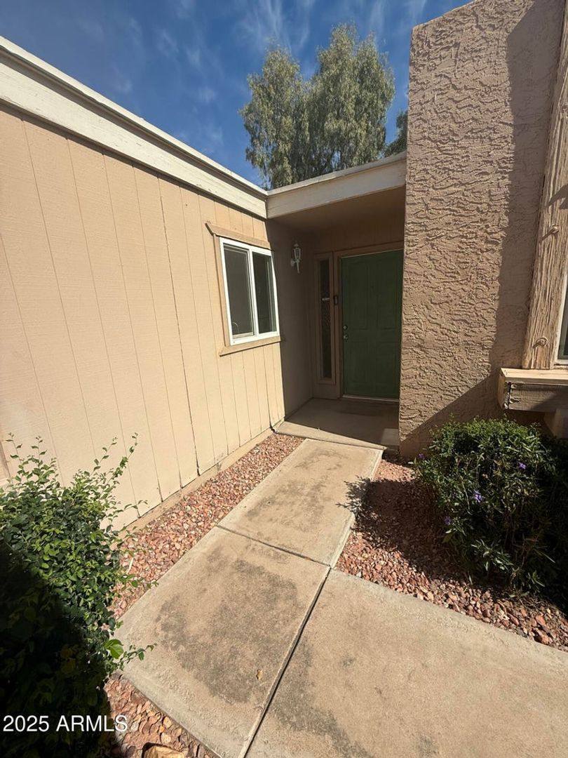 Townhouse for rent at 708 E Colgate Dr, Tempe, AZ 85283
