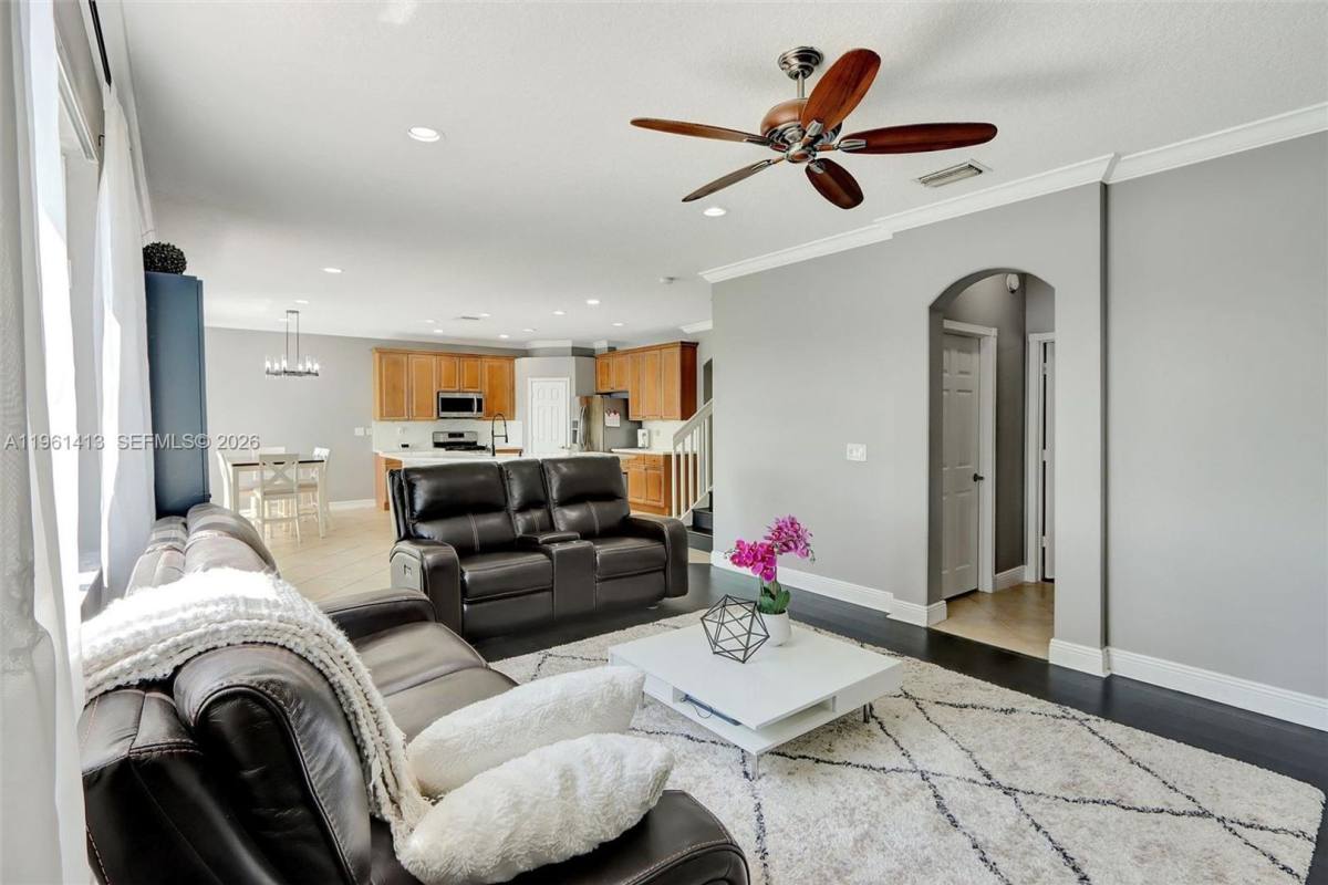House for rent at 4450 Banyan Trails Dr, Pompano Beach, FL 33073