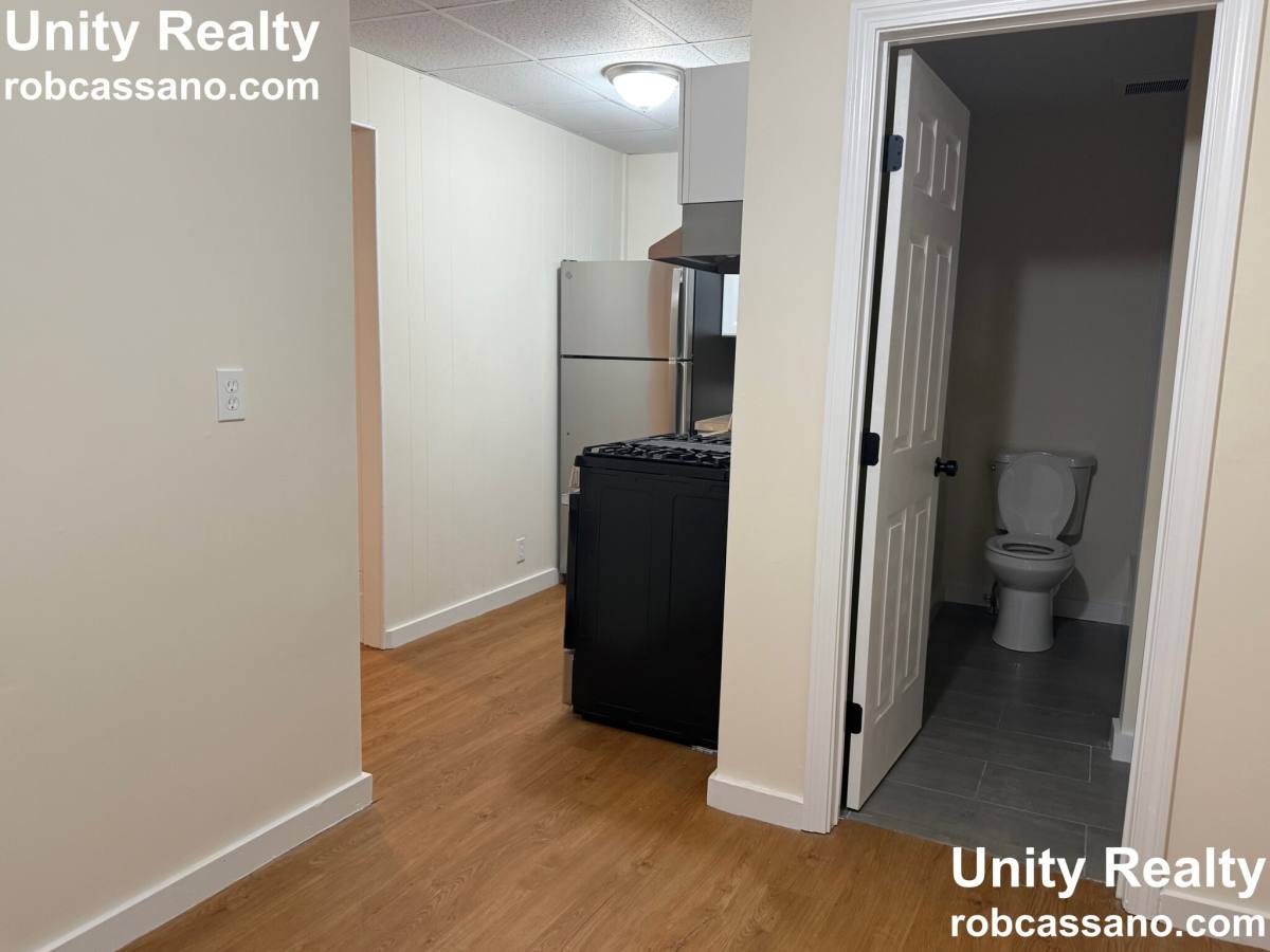 Apartment for rent at 218 Middlesex Ave #2, Medford, MA 02155
