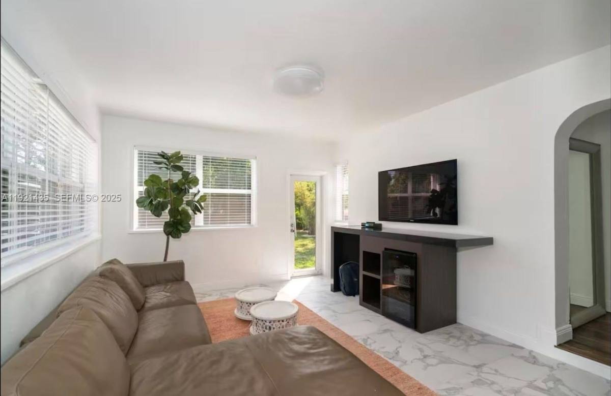 House for rent at 35 SW 28th Rd, Miami, FL 33129