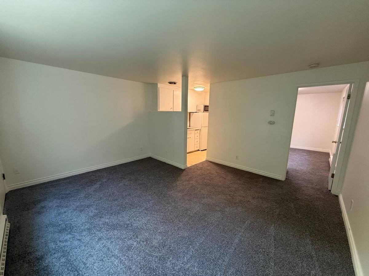 Apartment for rent at 119 Valley St, Seattle, WA 98109