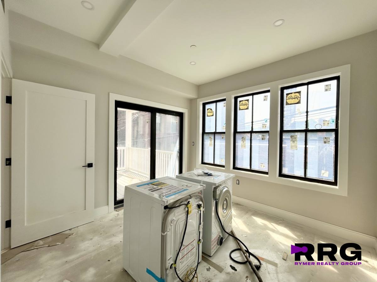 Apartment for rent at 32 Orkney Rd #1, Brighton, MA 02135