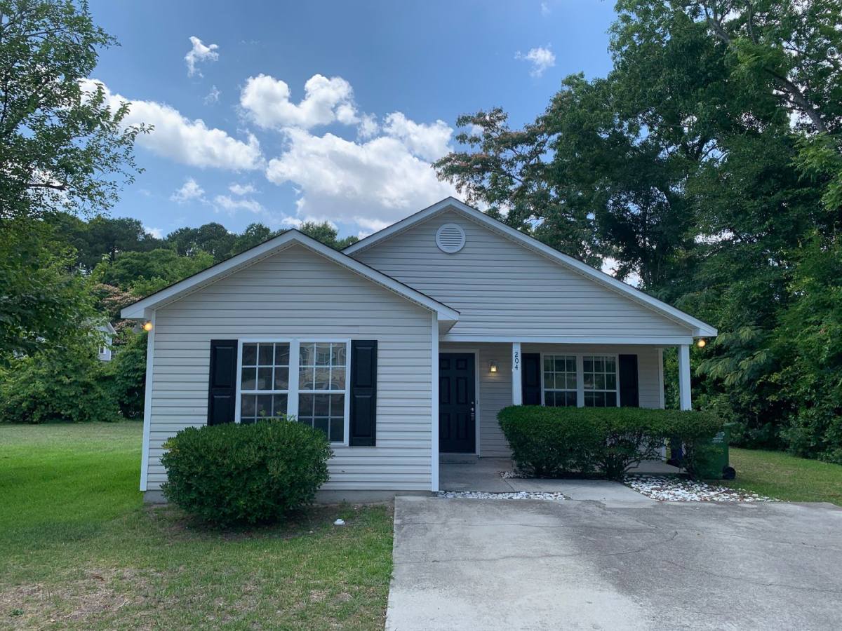 House for rent at 204 White Ave, Wilmington, NC 28403