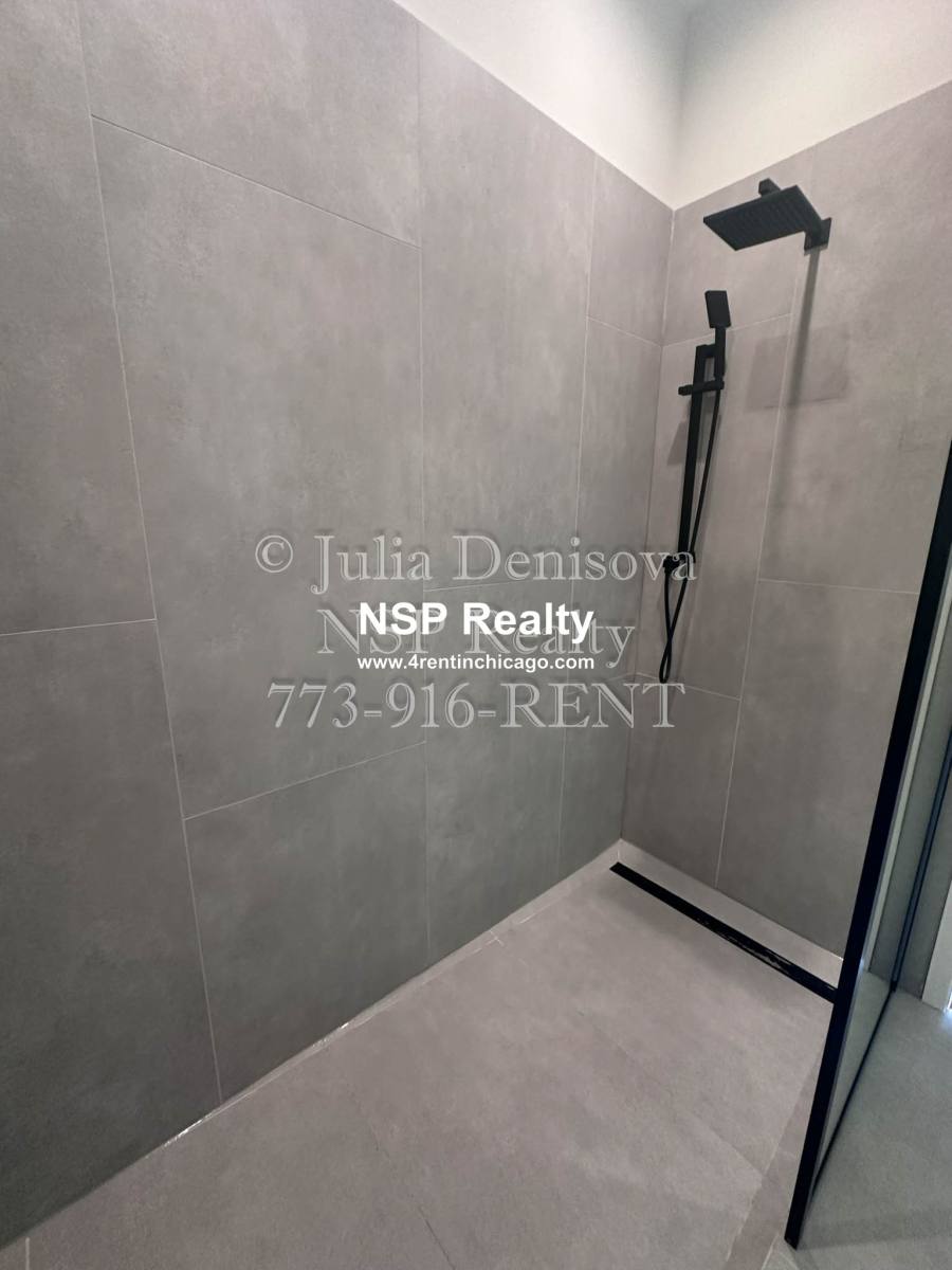Apartment for rent at 6340 Belmont #301, Chicago, IL 60634