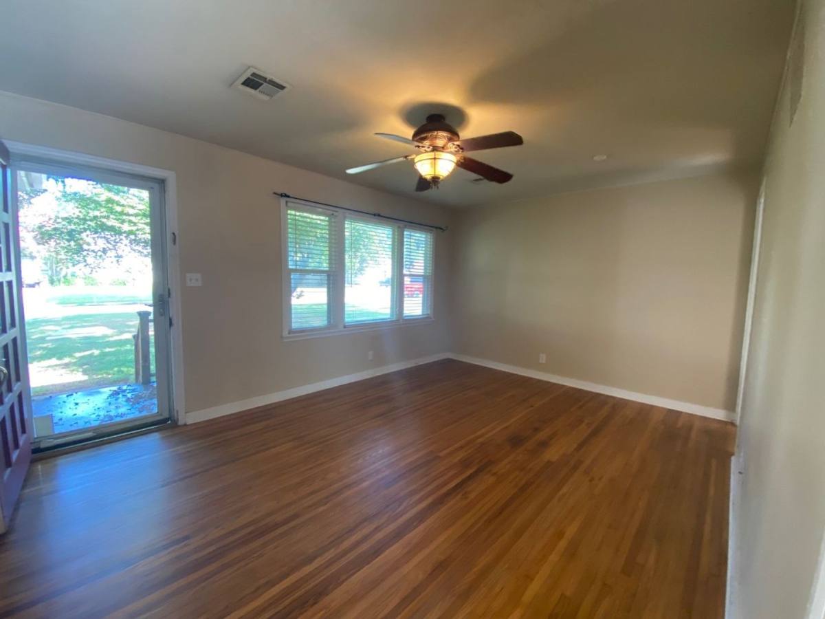 House for rent at 3820 S Detroit Ave, Tulsa, OK 74105