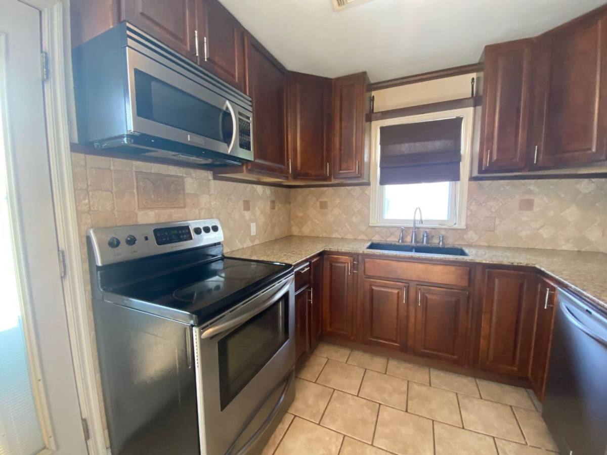 House for rent at 3820 S Detroit Ave, Tulsa, OK 74105