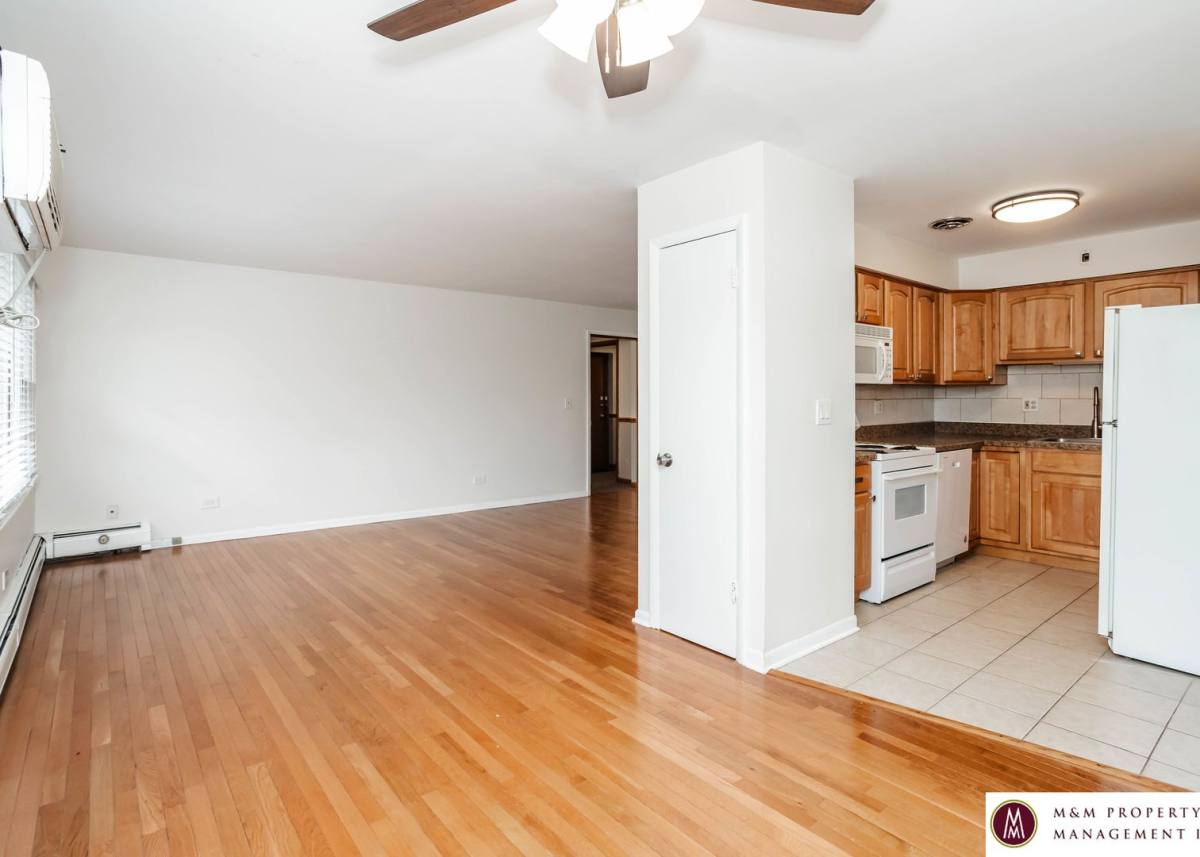 Apartment for rent at 428 Washington, Oak Park, IL 60302